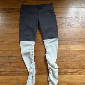 Alo Yoga Goddess Ribbed Leggings